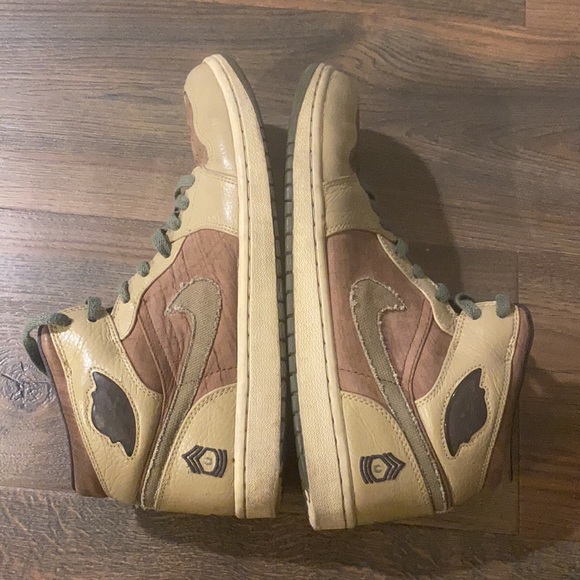 Jordan 1s - Picture 3 of 5